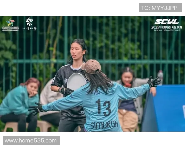 飞盘世界的追逐与梦想：赵娜的精彩飞盘生涯对话录